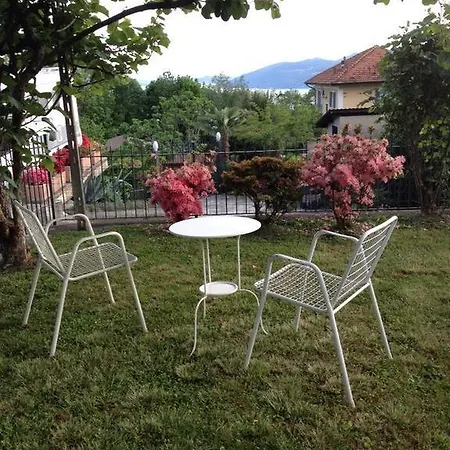 別荘 Lago Maggiore Holiday Castello 40 *